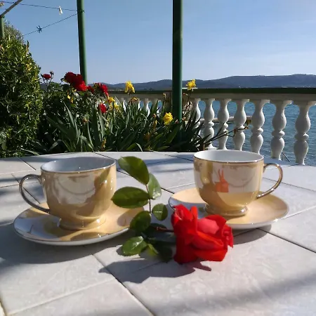 Vakantiehuis House Roko By The Sea